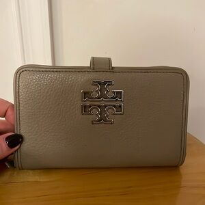 TORY BURCH WALLET